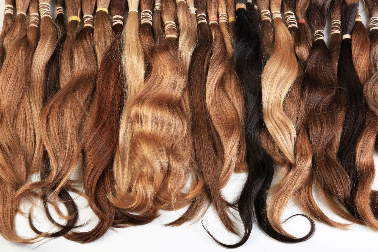 clip-in-extensions-haarfarben-vergleich-natuerlich-braun-blond